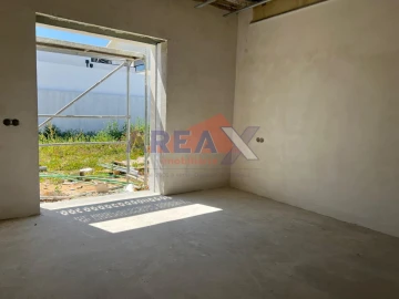Moradia T3 para Venda em O. Azeméis, Riba-Ul, Ul, Macinhata Seixa, Madail