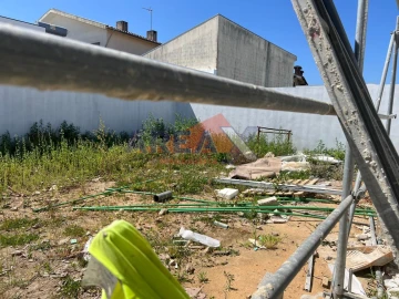 Moradia T3 para Venda em O. Azeméis, Riba-Ul, Ul, Macinhata Seixa, Madail