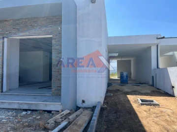 Moradia T3 para Venda em O. Azeméis, Riba-Ul, Ul, Macinhata Seixa, Madail