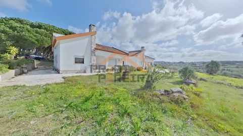 Moradia T3 para Venda em São João das Lampas e Terrugem