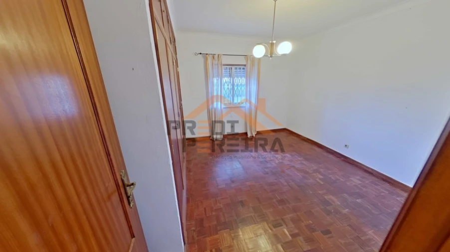 Moradia T3 para Venda em São João das Lampas e Terrugem Foto 15