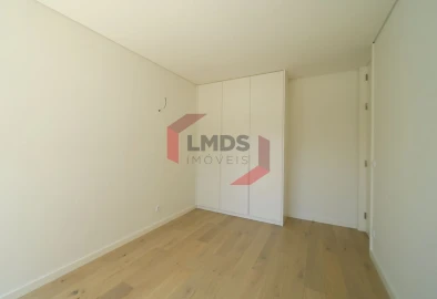 Apartamento T3 para Venda em Cedofeita, Santo Ildefonso, Sé, Miragaia, São Nicolau e Vitória