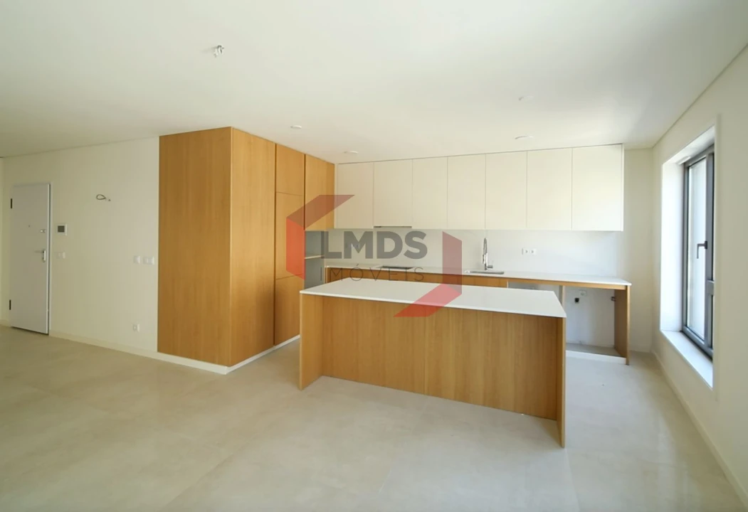 Apartamento T3 para Venda em Cedofeita, Santo Ildefonso, Sé, Miragaia, São Nicolau e Vitória Foto 8