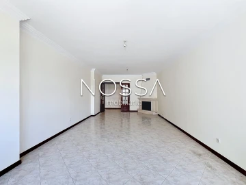 Apartamento T2 para Venda em Algueirão-Mem Martins