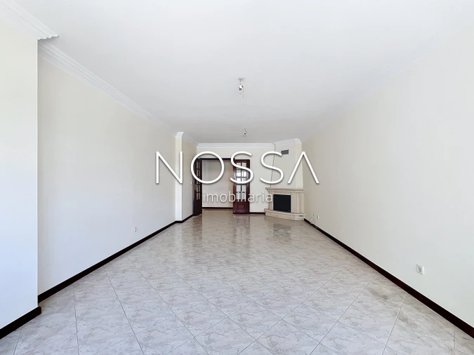 Apartamento T2 para Venda em Algueirão-Mem Martins Foto 7