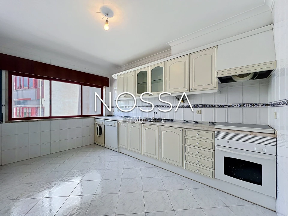 Apartamento T2 para Venda em Algueirão-Mem Martins Foto 11