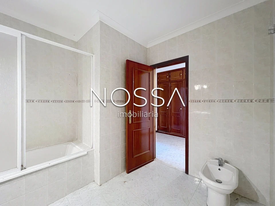 Apartamento T2 para Venda em Algueirão-Mem Martins Foto 19