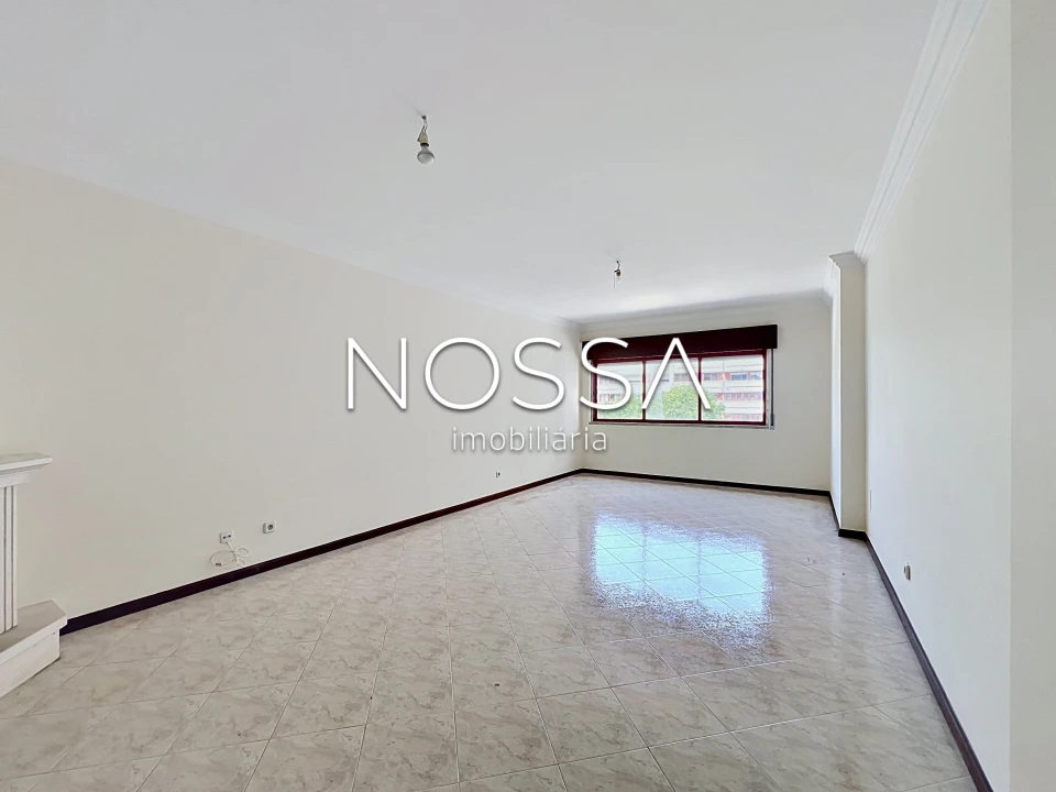 Apartamento T2 para Venda em Algueirão-Mem Martins Foto 3