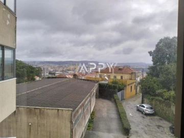Apartamento T3 para Venda em Campanhã