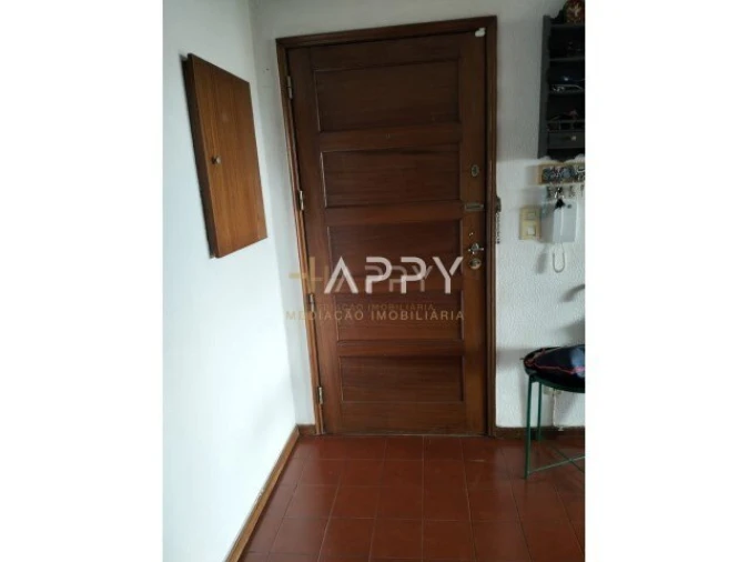 Apartamento T3 para Venda em Campanhã Foto 2