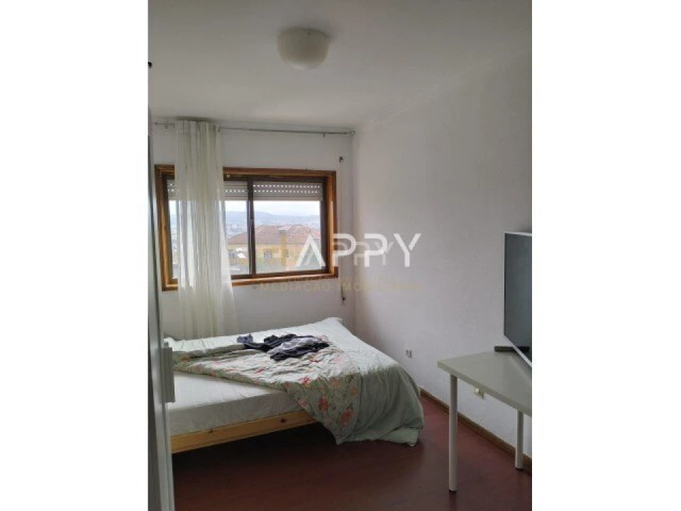 Apartamento T3 para Venda em Campanhã Foto 3