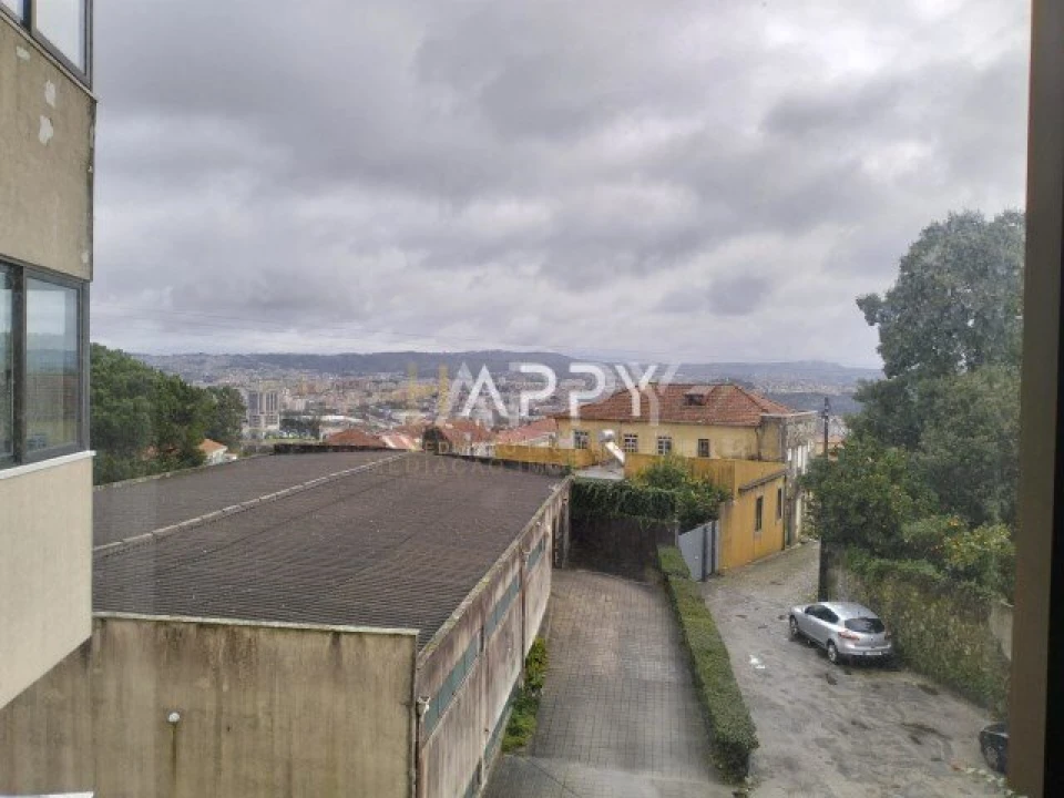 Apartamento T3 para Venda em Campanhã Foto 1