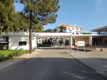 Apartamento T3 para Venda em Albufeira e Olhos de Água