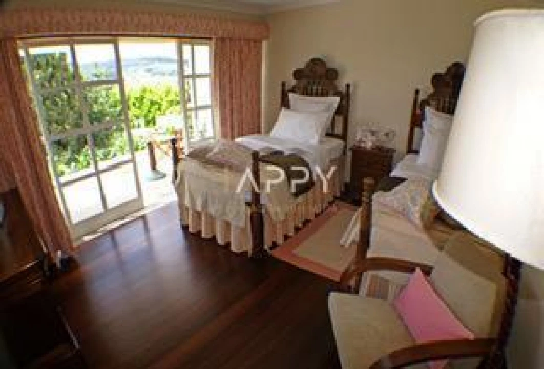 Quinta T6 para Venda em Termas de São Vicente Foto 2