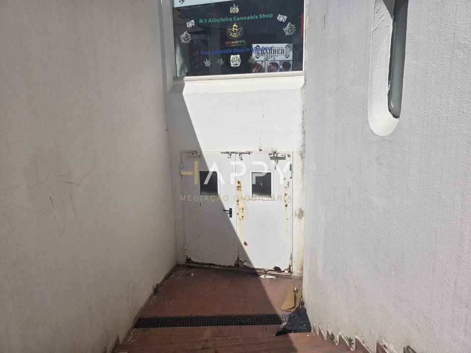 Loja para Venda em Albufeira e Olhos de Água Foto 13