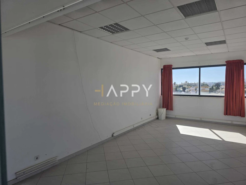 Loja para Venda em Albufeira e Olhos de Água Foto 3