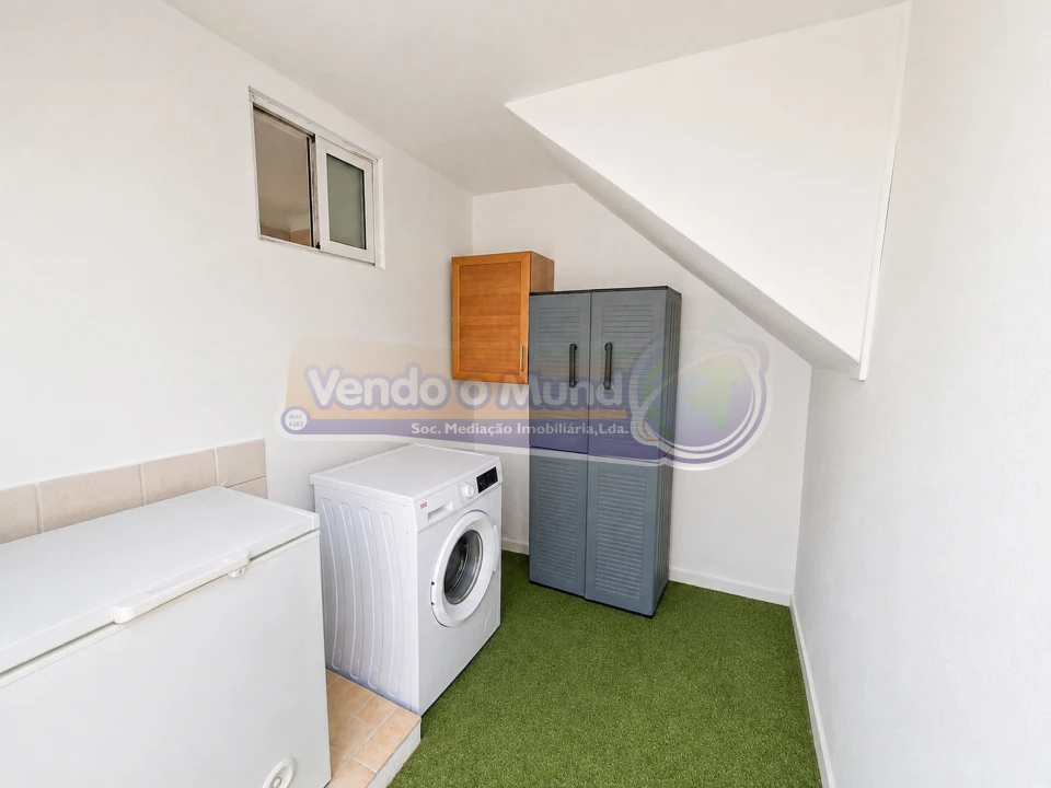 Moradia T1 para Venda em Benfica do Ribatejo Foto 7