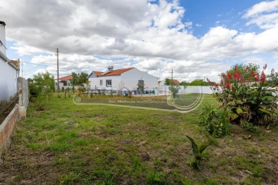 Moradia T3 para Venda em Glória do Ribatejo e Granho