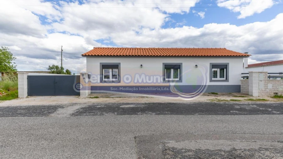 Moradia T3 para Venda em Glória do Ribatejo e Granho