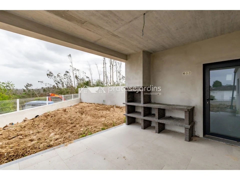 Moradia T3 para Venda em Souto da Carpalhosa e Ortigosa Foto 12