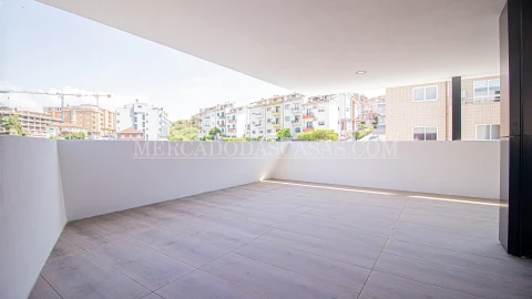 Apartamento T4 para Venda em Gondomar (São Cosme), Valbom e Jovim