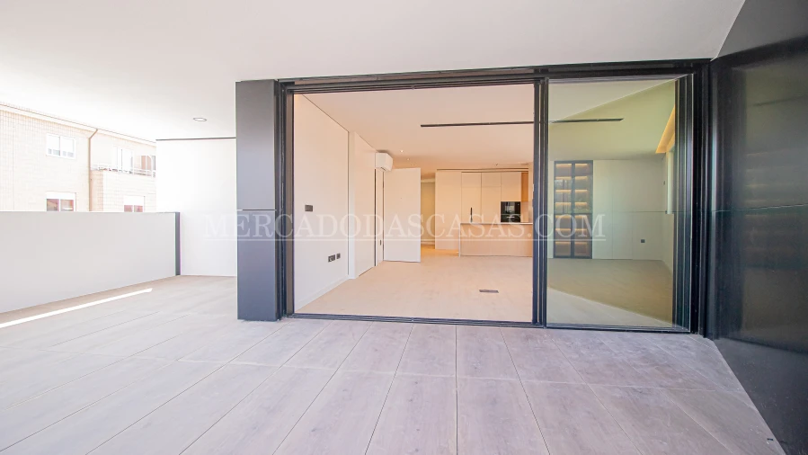 Apartamento T4 para Venda em Gondomar (São Cosme), Valbom e Jovim Foto 2