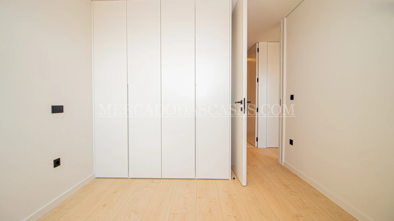 Apartamento T4 para Venda em Gondomar (São Cosme), Valbom e Jovim Foto 7