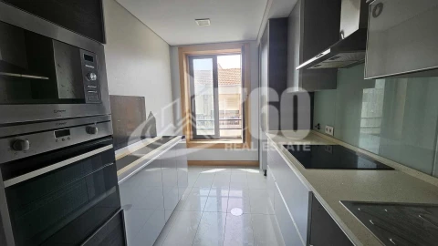 Apartamento T3 para Venda em Espinho