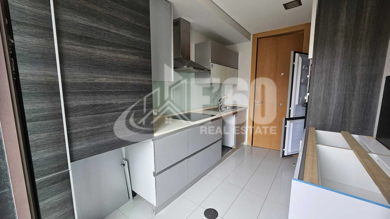 Apartamento T3 para Venda em Espinho Foto 5