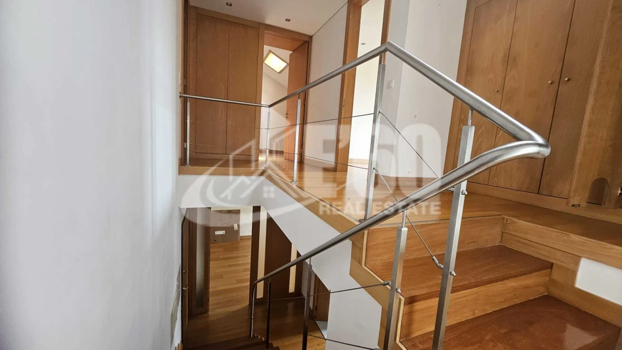 Apartamento T3 para Venda em Espinho Foto 10