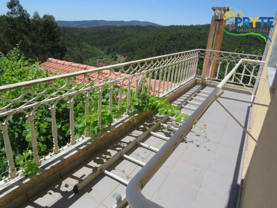 Moradia T3 para Venda em Sertã Foto 34