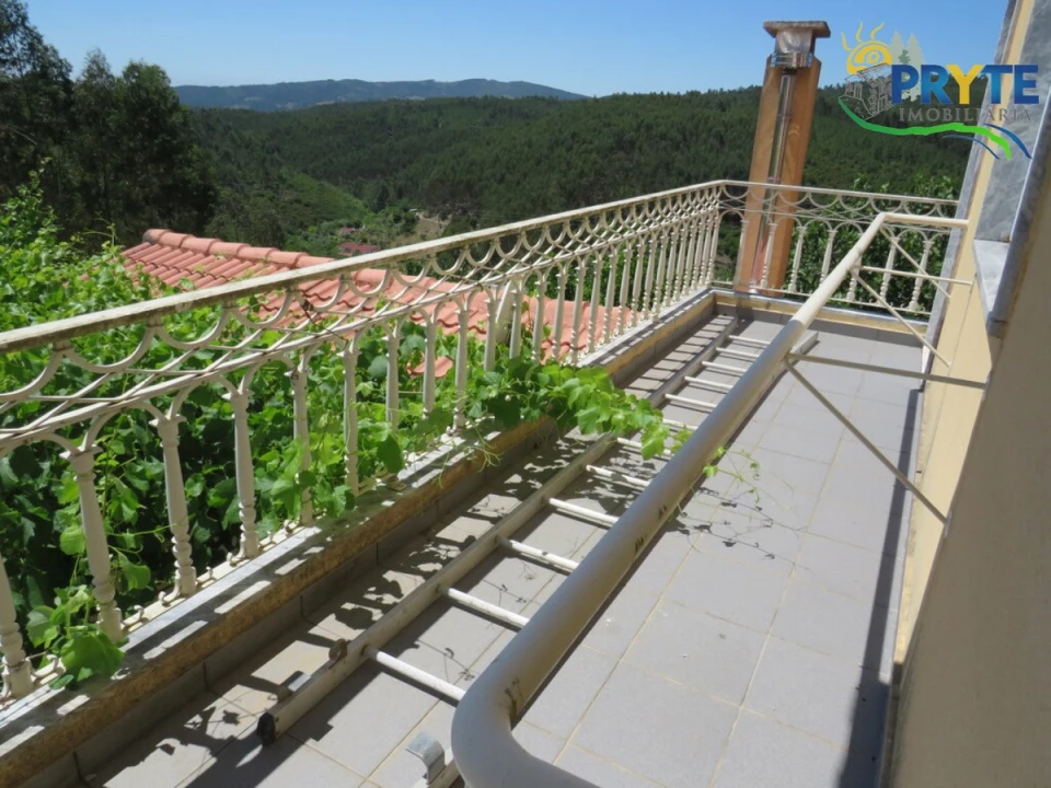 Moradia T3 para Venda em Sertã Foto 35