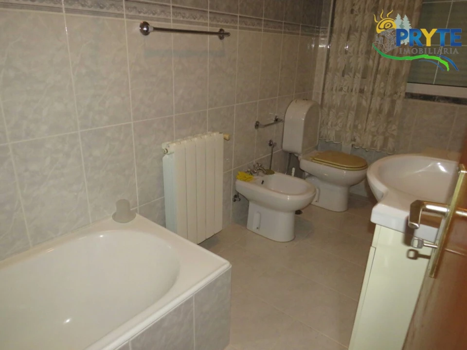Moradia T3 para Venda em Sertã Foto 40