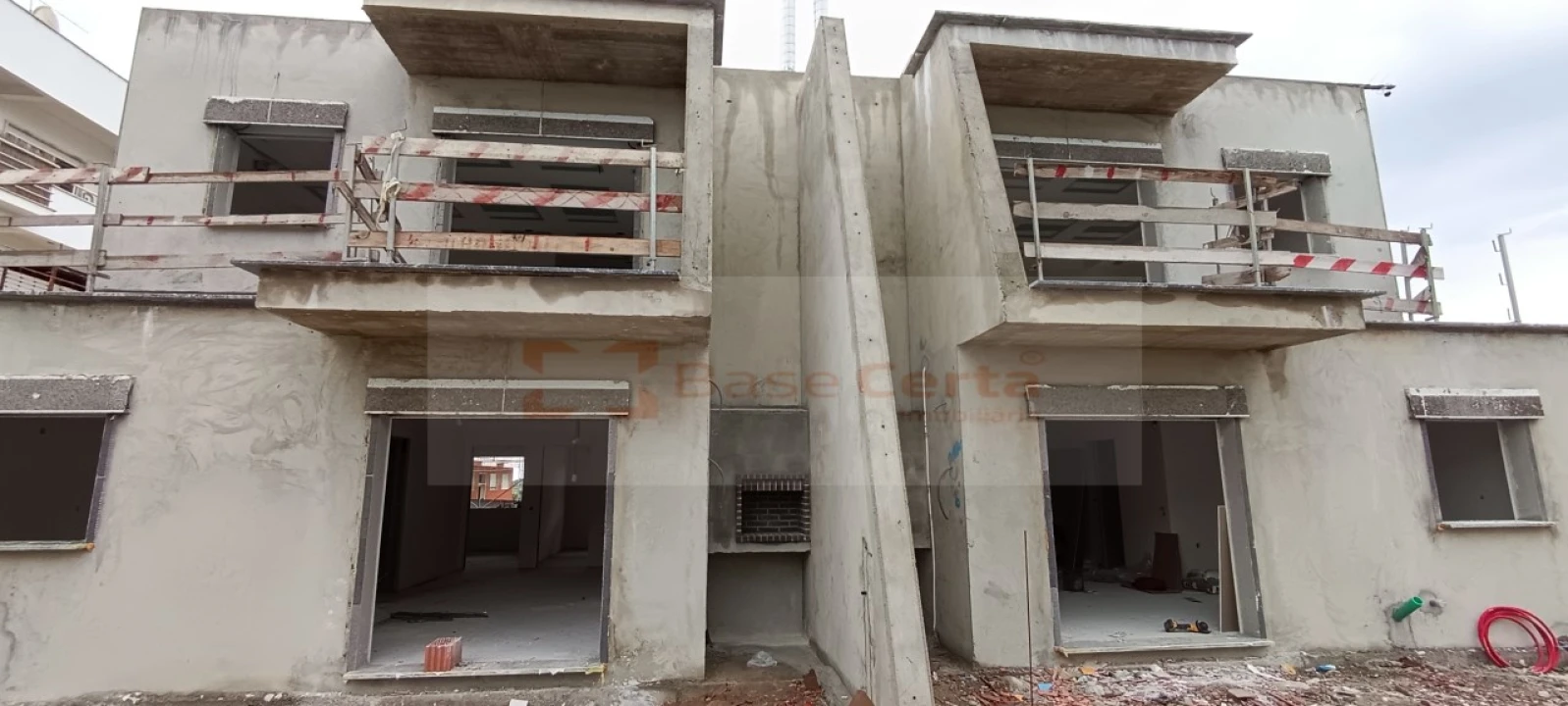 Apartamento T2 para Venda em Azambuja Foto 10