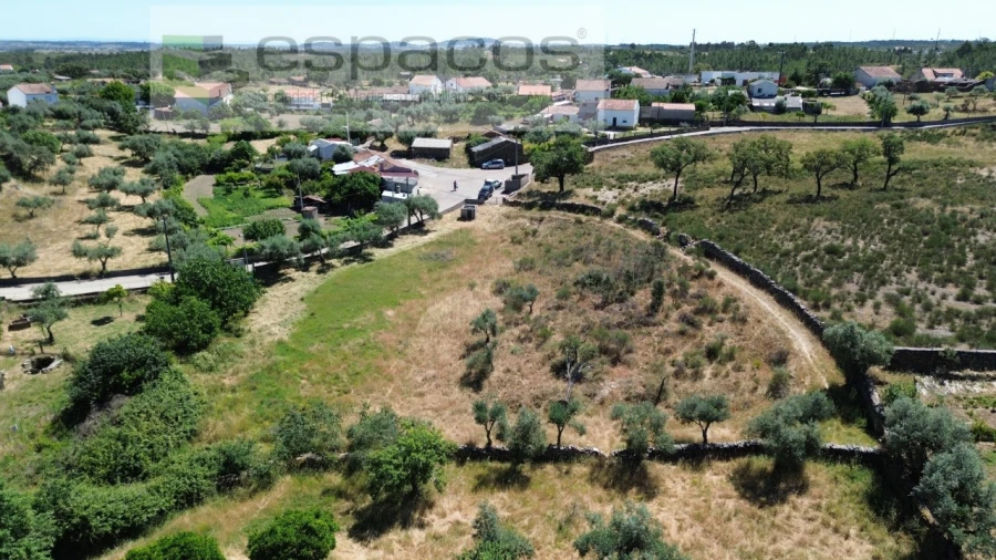 Terreno para Venda em Benquerenças Foto 2