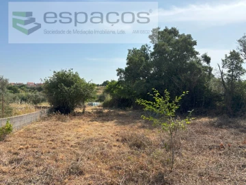 Terreno para Venda em Benquerenças