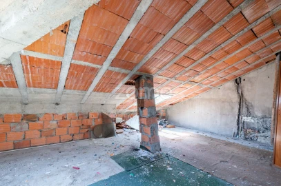 Moradia T2 para Venda em Gondomar (São Cosme), Valbom e Jovim