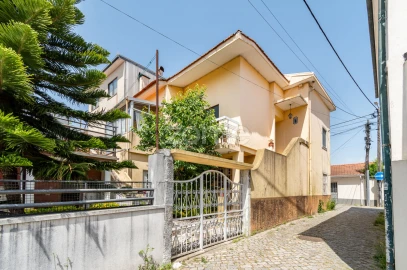 Moradia T2 para Venda em Gondomar (São Cosme), Valbom e Jovim