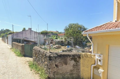 Terreno para Venda em Vilar e Mosteiró