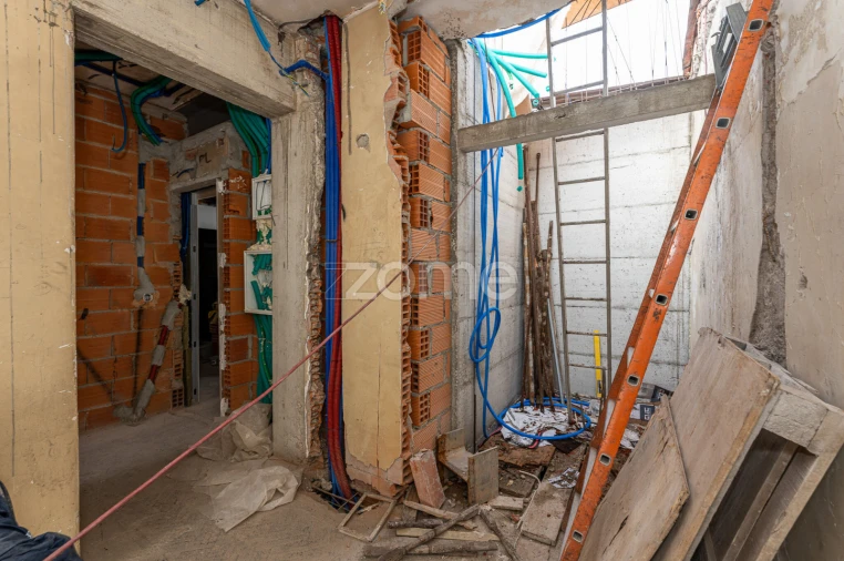 Apartamento T2 para Venda em São João da Madeira Foto 24
