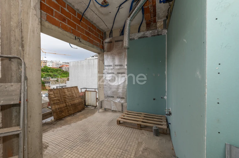 Apartamento T2 para Venda em São João da Madeira Foto 29