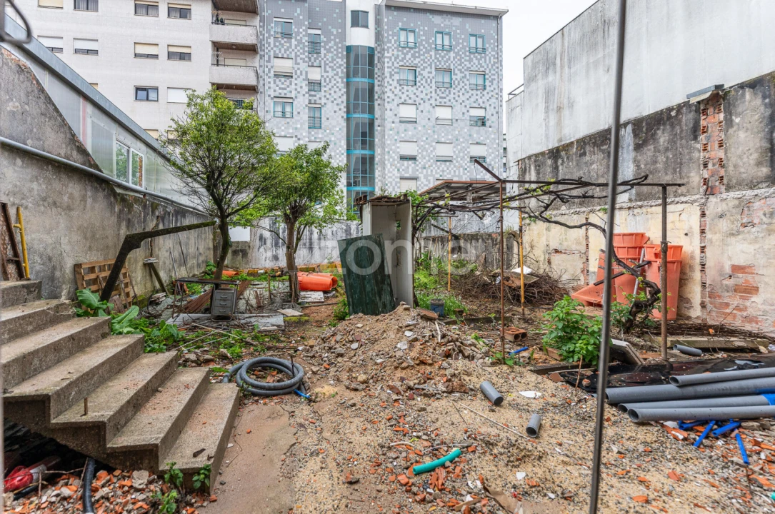Apartamento T2 para Venda em São João da Madeira Foto 22
