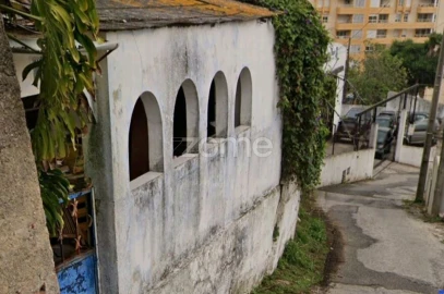 Terreno para Venda em Falagueira-Venda Nova