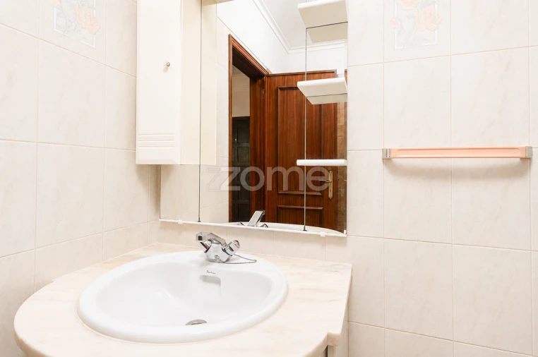 Apartamento T2 para Arrendamento em Carcavelos e Parede Foto 17