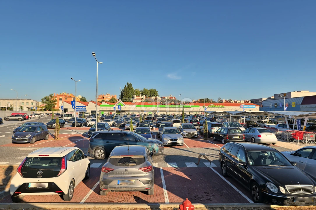 Apartamento T2 para Arrendamento em Carcavelos e Parede Foto 18