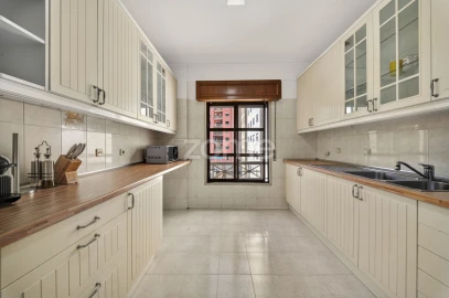 Apartamento T2 para Venda em Algueirão-Mem Martins