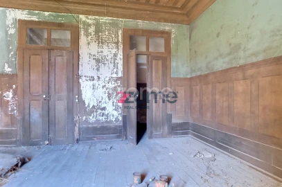 Moradia T12 para Venda em Lorvão