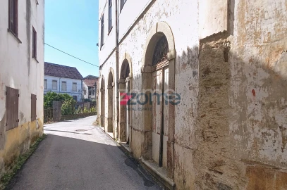 Moradia T12 para Venda em Lorvão