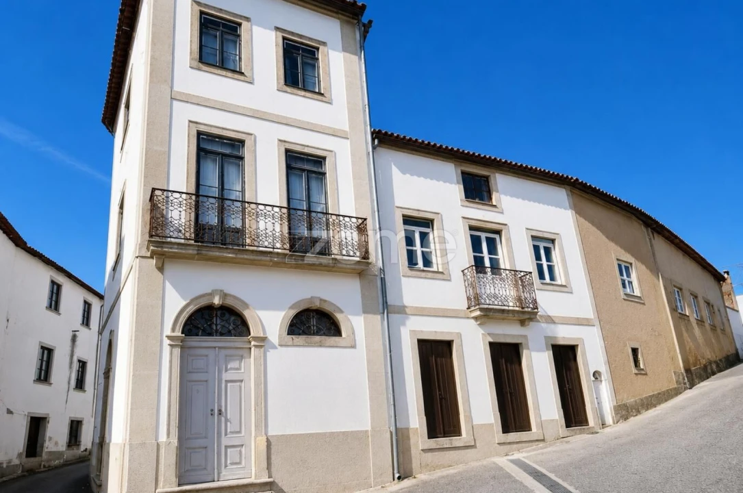 Moradia T12 para Venda em Lorvão Foto 15
