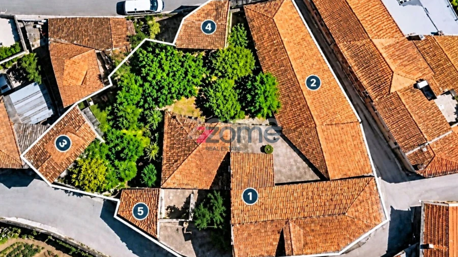 Moradia T12 para Venda em Lorvão